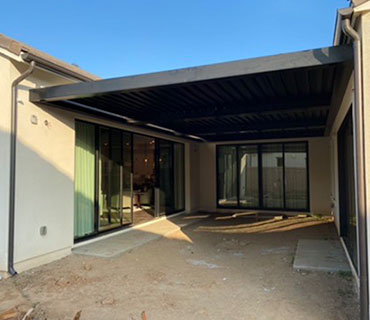 Custom cover over outdoor dining area